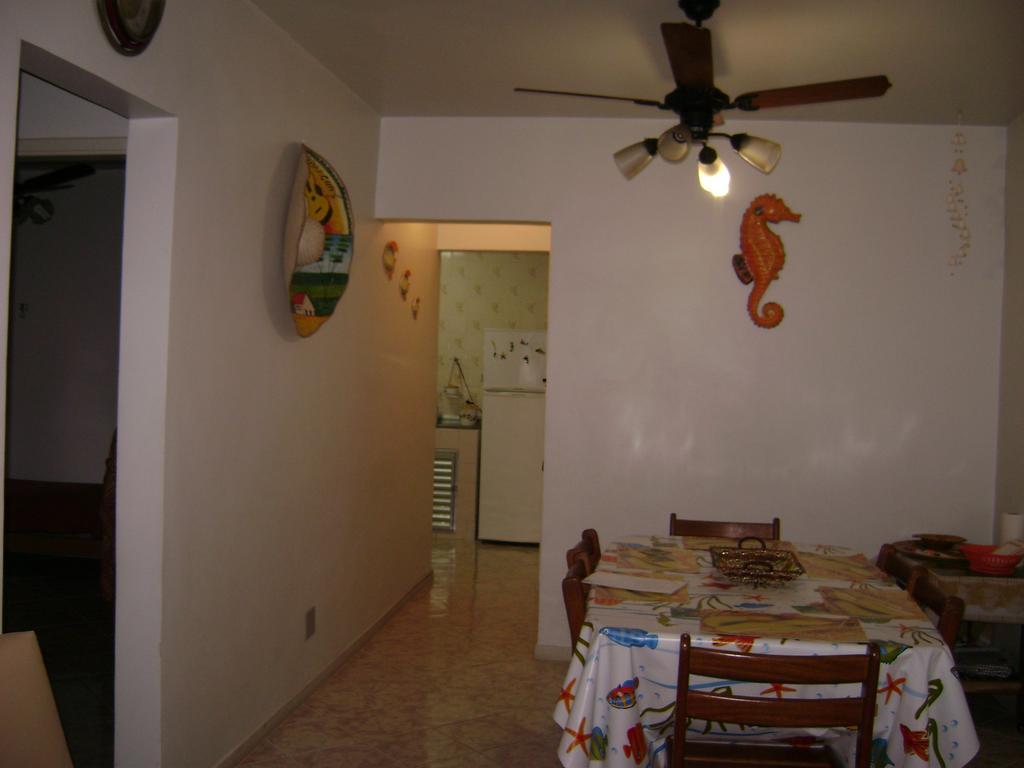 Apartamento Temporada Enseada Гуаружа Экстерьер фото
